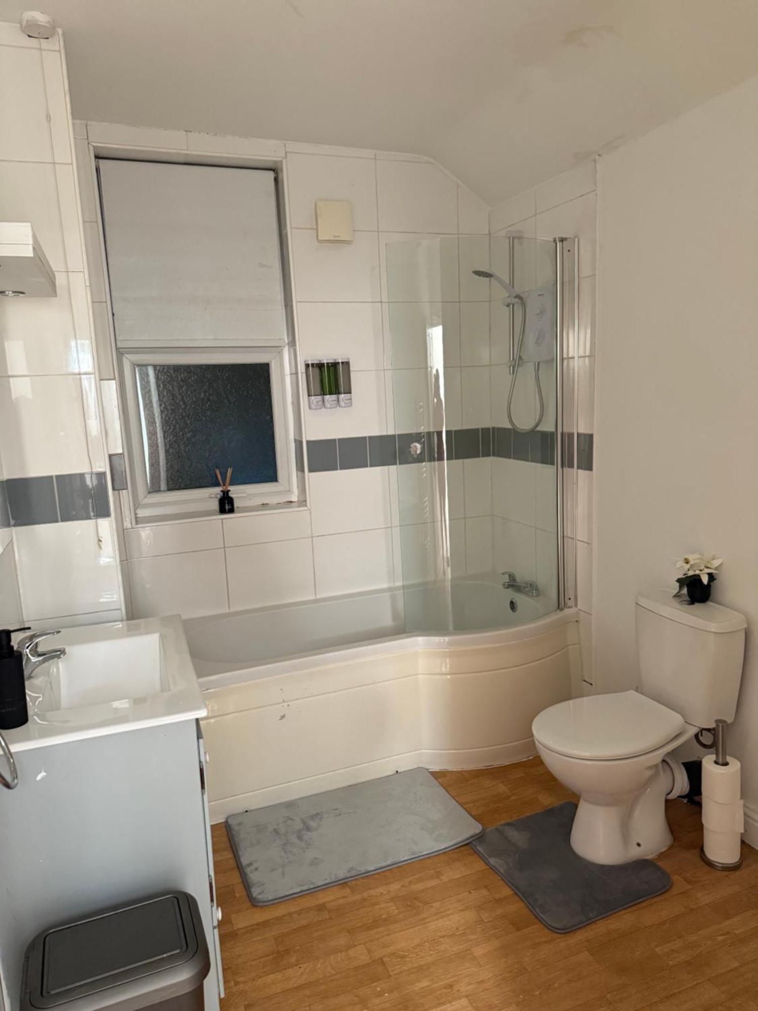 3 Bedroom Terraced Home Nottingham Zewnętrze zdjęcie