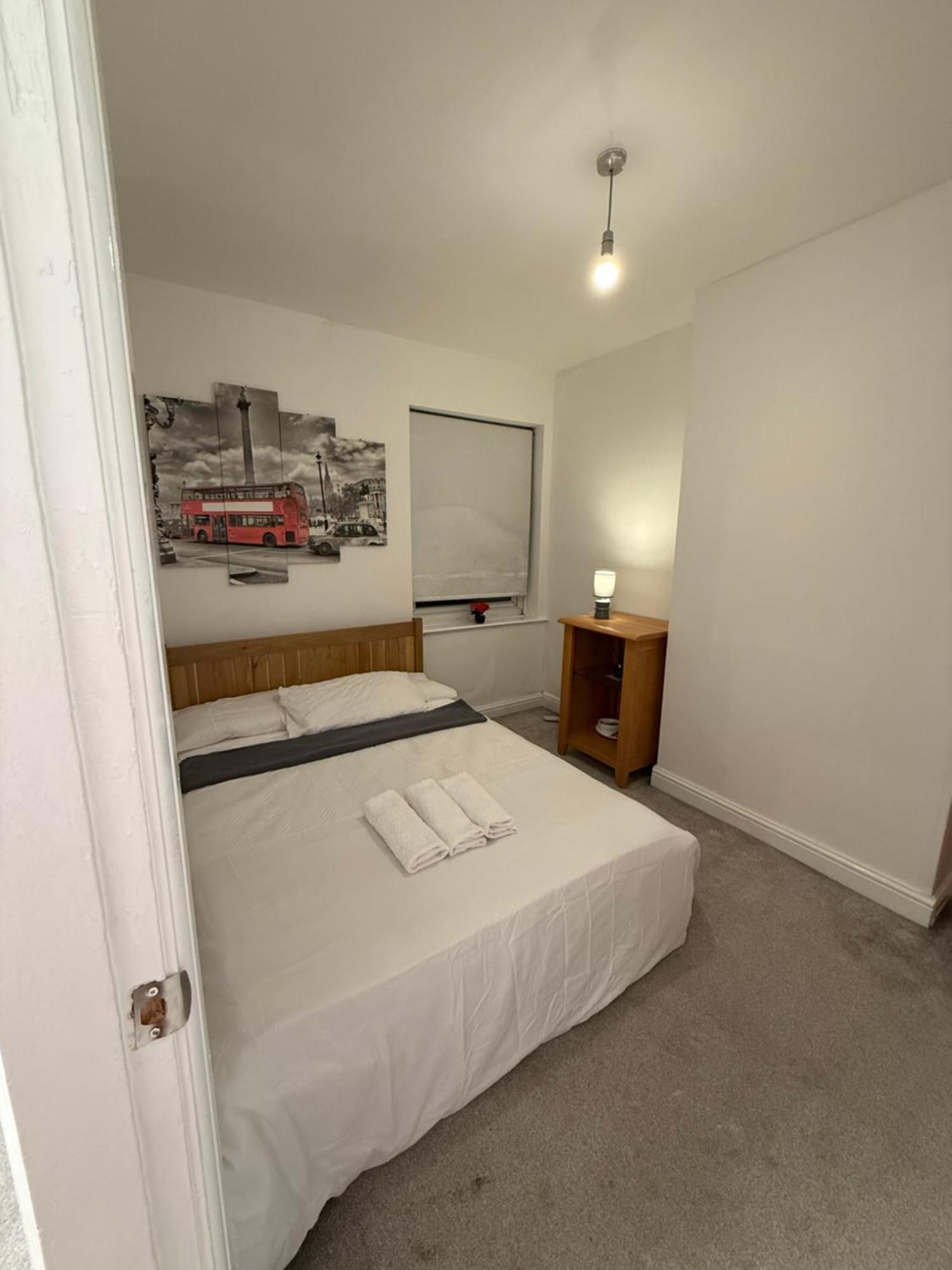 3 Bedroom Terraced Home Nottingham Zewnętrze zdjęcie
