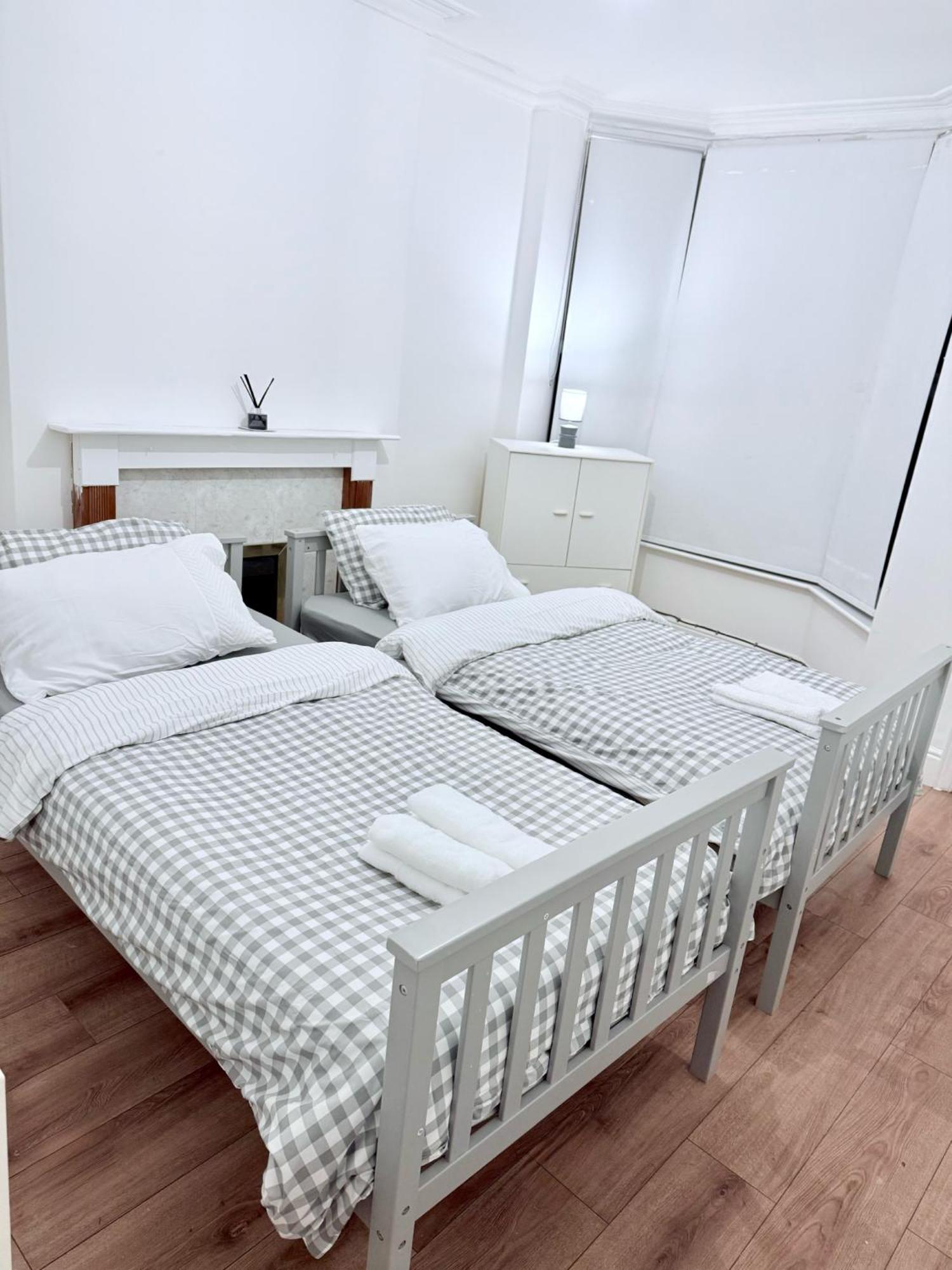 3 Bedroom Terraced Home Nottingham Zewnętrze zdjęcie